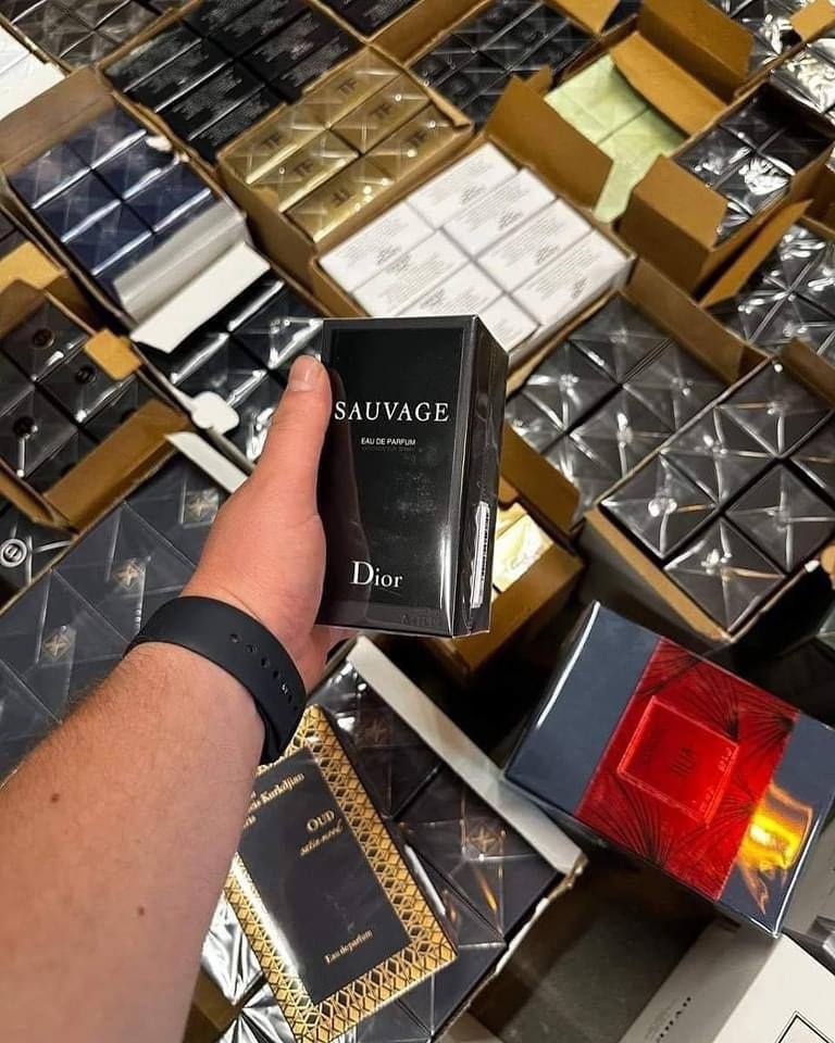 Perfumes & Fragrances Pallet - Image 4